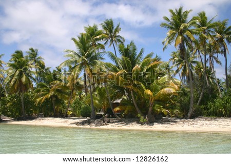 Beautiful sandy beach on famous travel destination Pacific Island Bora Bora. French Polynesia