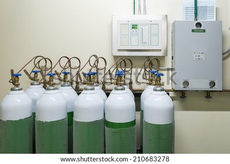 Oxygen Tank and Regulator Gauges System