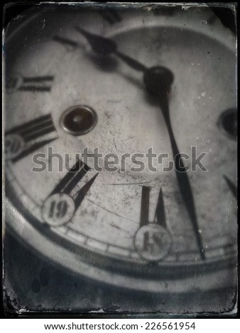 Old retro clock (black and white)