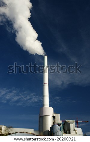 Power Plant emitting fumes in atmosphere