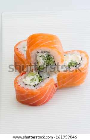 Philadelphia salmon sushi roll