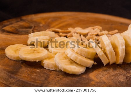 Banana and peanuts, post-workout snack