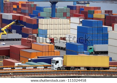 truck transport container to a warehouse near the sea