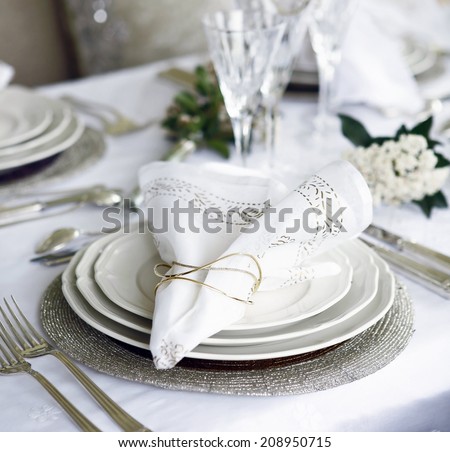 wedding table decoration with original napkin ring