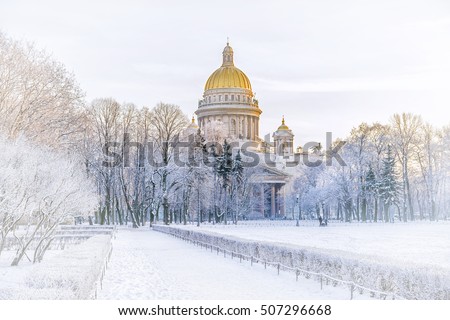 Winter view of St. Isaac\'s Cathedral to St. Petersburg