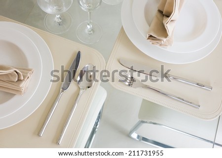 Clear white decoration table for meal