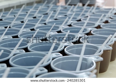 A large amount of disposable cups