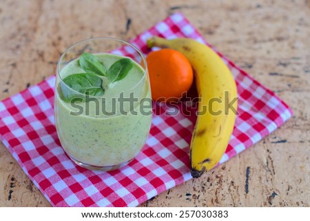 Banana Orange Spinach Smoothie