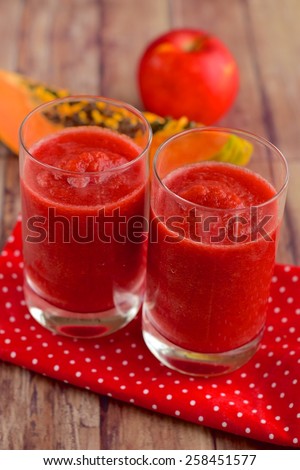 Apple Beetroot Papaya Juice for Breakfast