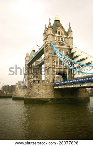 London bridge in London