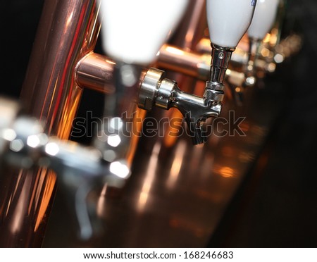 Beer tap array amber