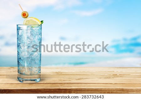 Cocktail, Gin, Tonic Water.