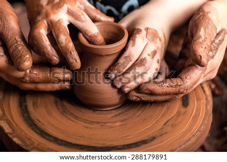 Child, Pottery, Assistance.