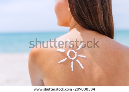 Sun, sunscreen, tan.