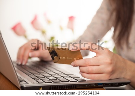 E-commerce, Credit Card, Internet.
