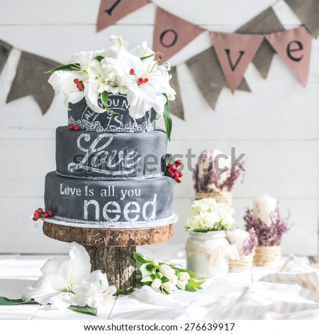 Wedding chalk cake with flowers