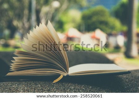 open book, note  lists of pages on move
