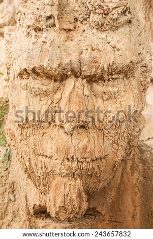 Scoured-face of the sand sculpture