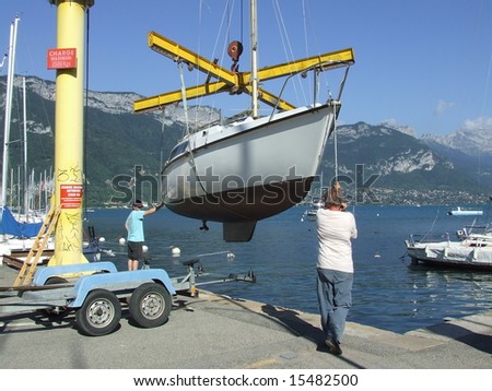 Launch of the sailboat
