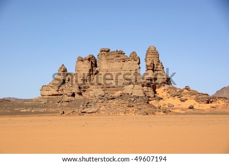 Peaks in Libyan desert