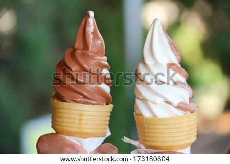 Shore ice cream, chocolate and cream