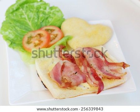 egg toast in breakfast, Heart bread and bacon, fast food