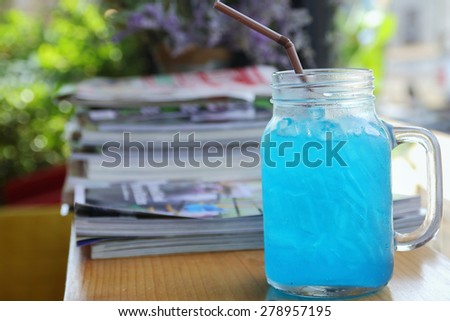 Blue Hawaiian lime soda, closeup