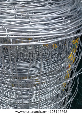 Wire netting folded in a roll