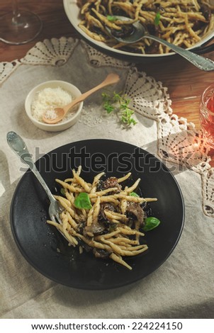 Freshly cooked pasta with mushrooms, vegetable