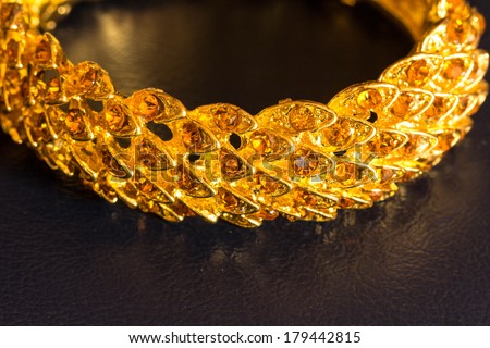 gold bangle in Thai ancient style