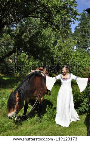 Princess bride  on horse / wedding