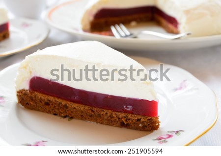 Raspberry cream cake with jelly