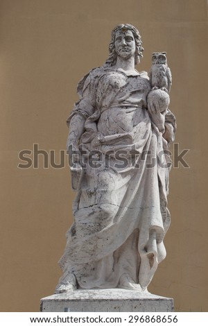 Roman Statue, female figure