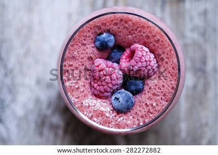 Raspberry and blueberry smoothie