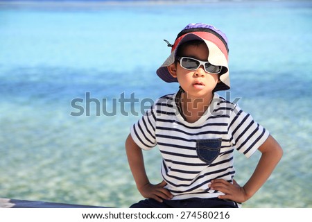 Japanese boy and blue ocean (5 years old)