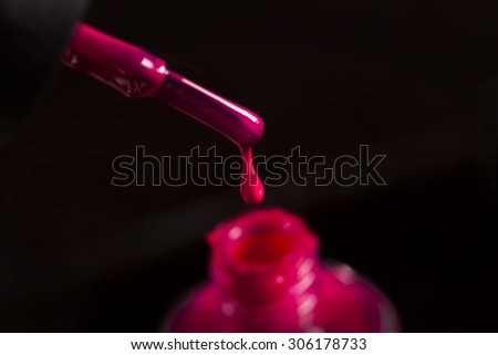 Nail polish drop from brush