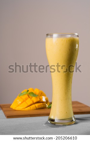 mango juice with mango