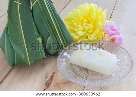 Thai dessert with flowers