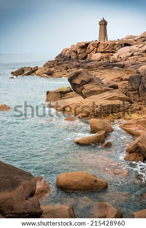 Lighthouse and pink granite rocks, Ploumanach, Cotes d\'Armor, Brittany, France, Europe