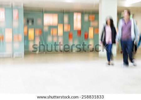 Walking people, motion blur, zoom effect