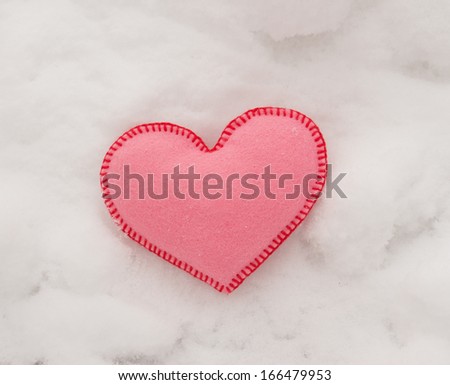 cold heart felt in the winter snow