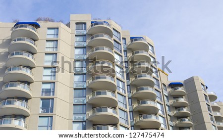 Apartment building, Residential architecture