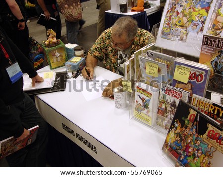 SAN FRANCISCO - APRIL 4: Sergio Aragones, author of Groo, drawing at the WonderCon Comic convention taken April 4 2010in San Francisco California