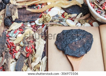 Fleece flower root Root with Chinese Materia Medica.