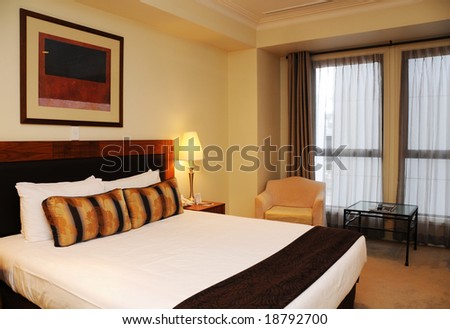 Spacious and nicely decorated room. Brown Theme with King Bed