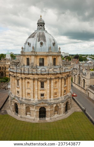 Radcliffe Camera in Oxford, England. A building that houses the Radcliffe Science Library