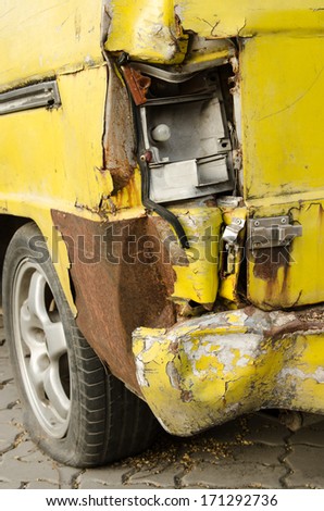 The old van car be Tire leak