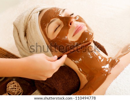 Chocolate Mask Facial Spa. Chocolate Treatments. Beauty Spa Salon