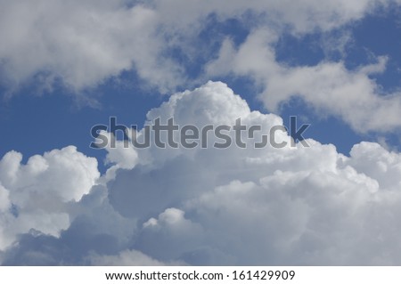 Small cumulus cloud forming