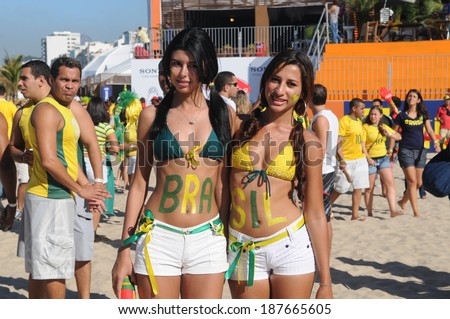 RIO DE JANEIRO, JUNE 21 - FANS OF BRAZIL DURING THE WORLD CUP SOCCER 2010 FIFA FAN FEST AT THE Copacabana